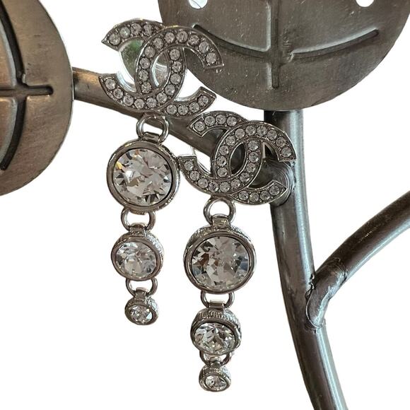 CHANEL Women's Stunning Silver Strass and Crystal CC Long Dangle Earrings - NWT - Picture 1 of 8